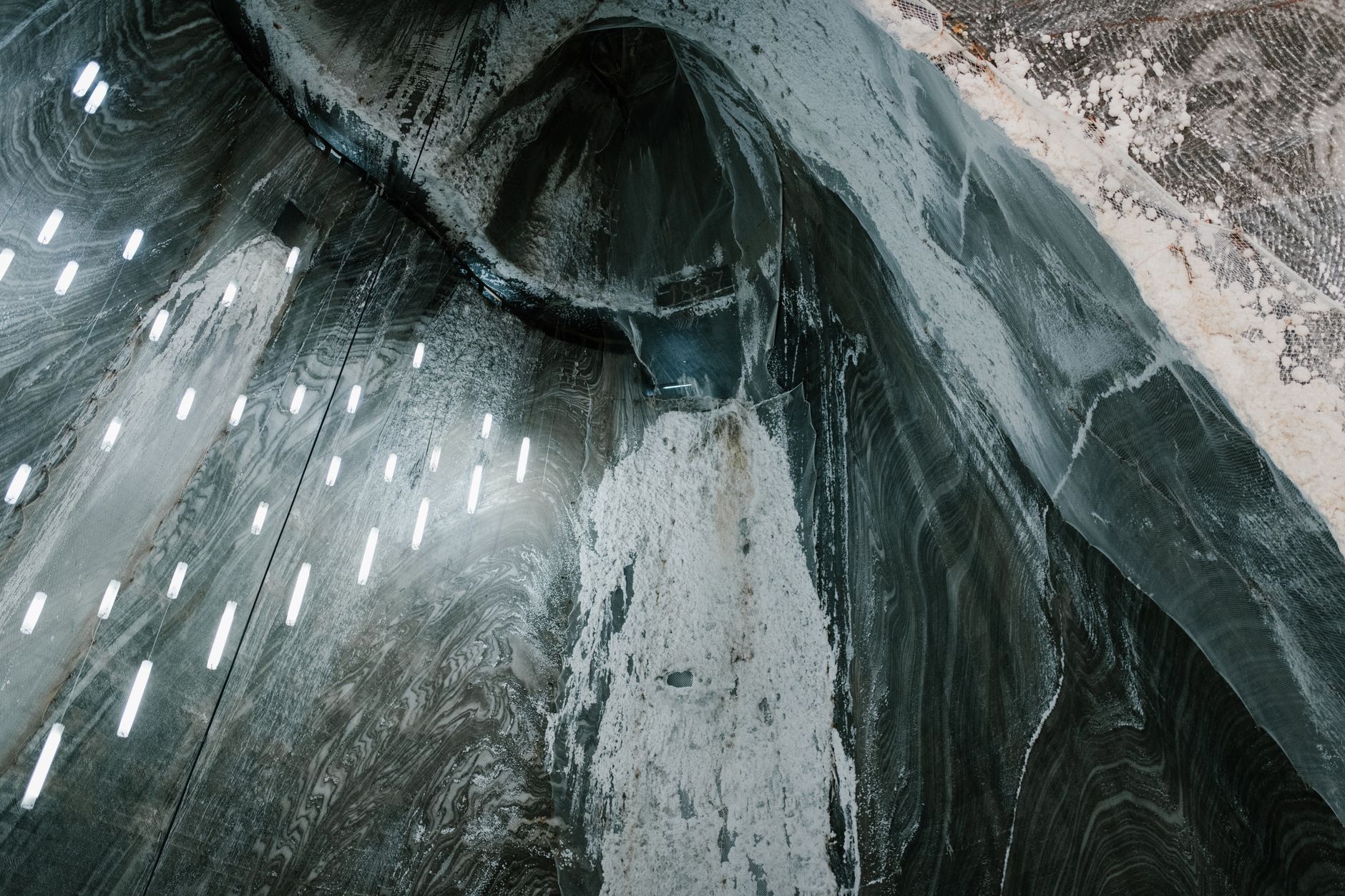 Pompage inondation cave équipe à Besançon